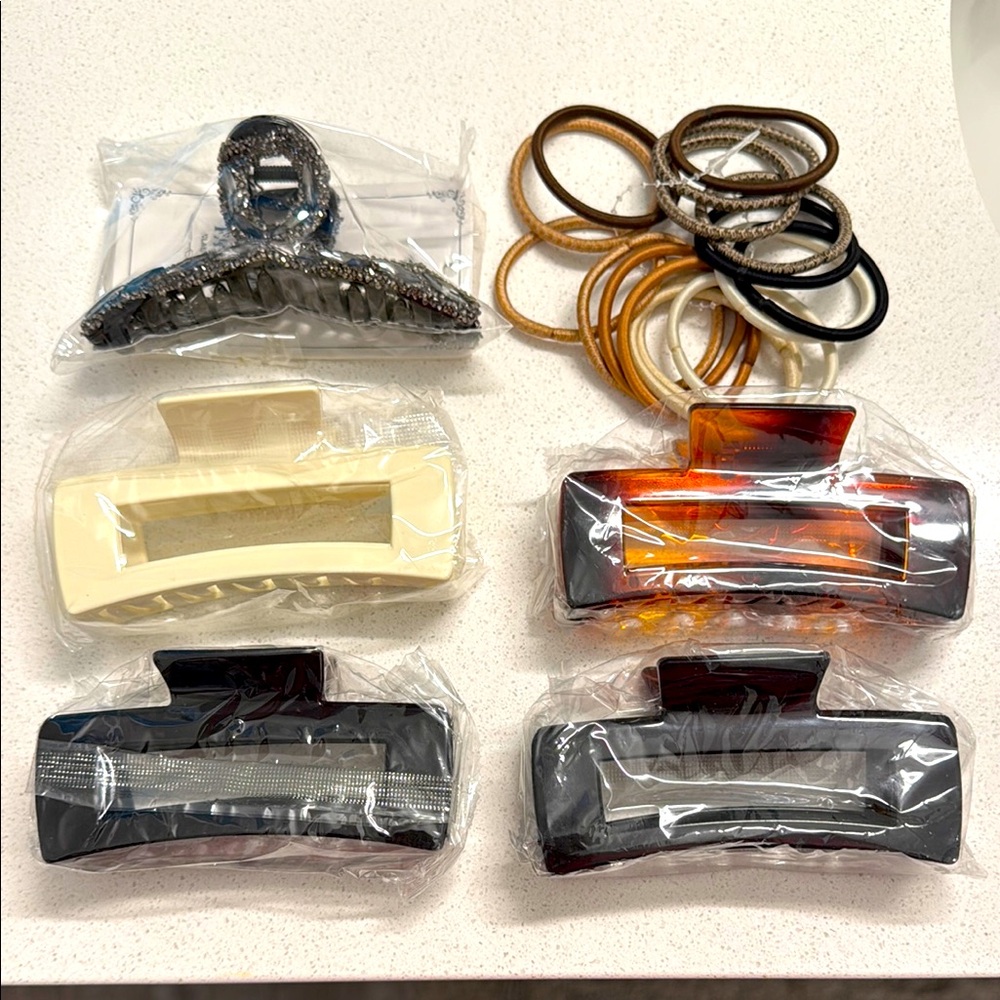 Set of Hair Clips and Hair Ties